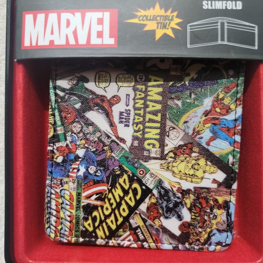 Marvel semi-fold wallet